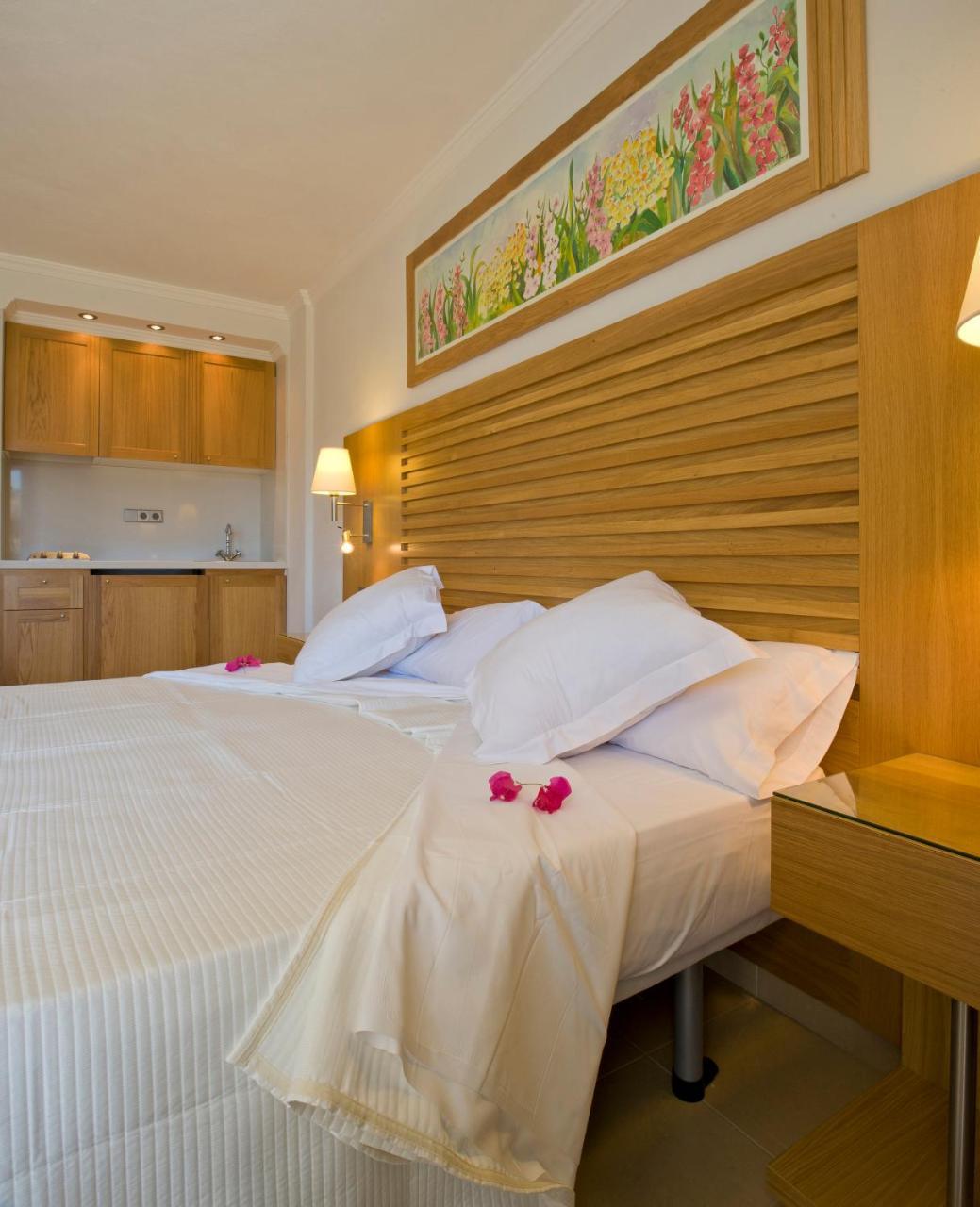 Aparthotel Bon Sol Prestige - Ab Group Playa d'en Bossa Zewnętrze zdjęcie